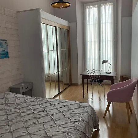 Port De Apartamento *